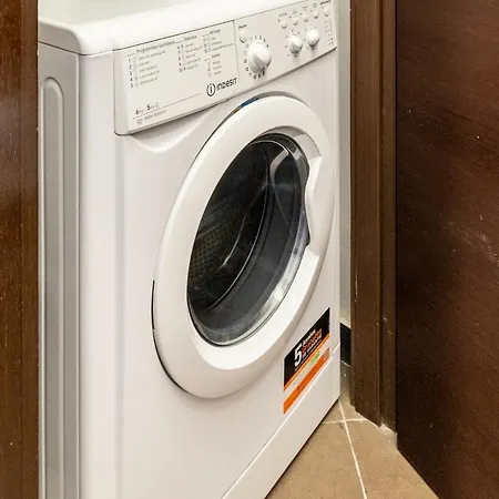 2room With Ac, 3 Min To The Beach, Small Garage Апартаменты Антиб