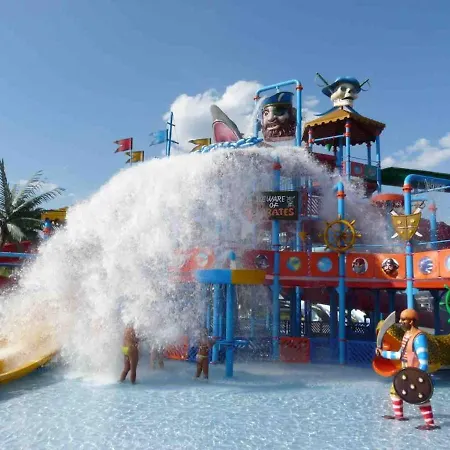 2room With Ac, 3 Min To The Beach, Small Garage