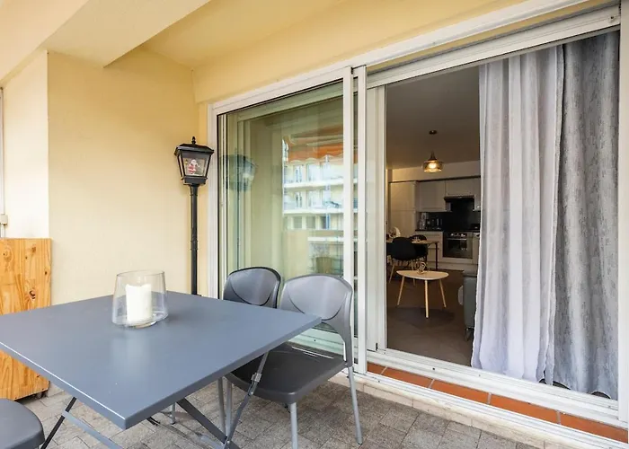 2room With Ac, 3 Min To The Beach, Small Garage * Antibes