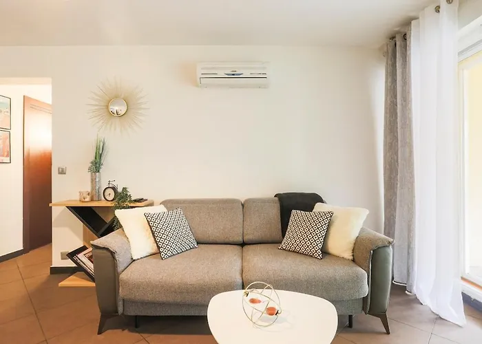 Lejlighed 2room With Ac, 3 Min To The Beach, Small Garage *