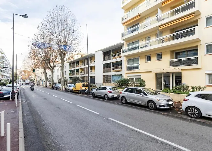 2room With Ac, 3 Min To The Beach, Small Garage Apartman *