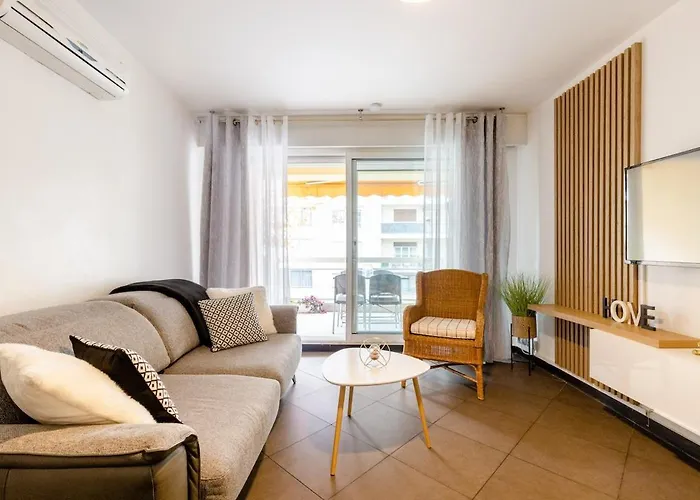 2room With Ac, 3 Min To The Beach, Small Garage Antibes